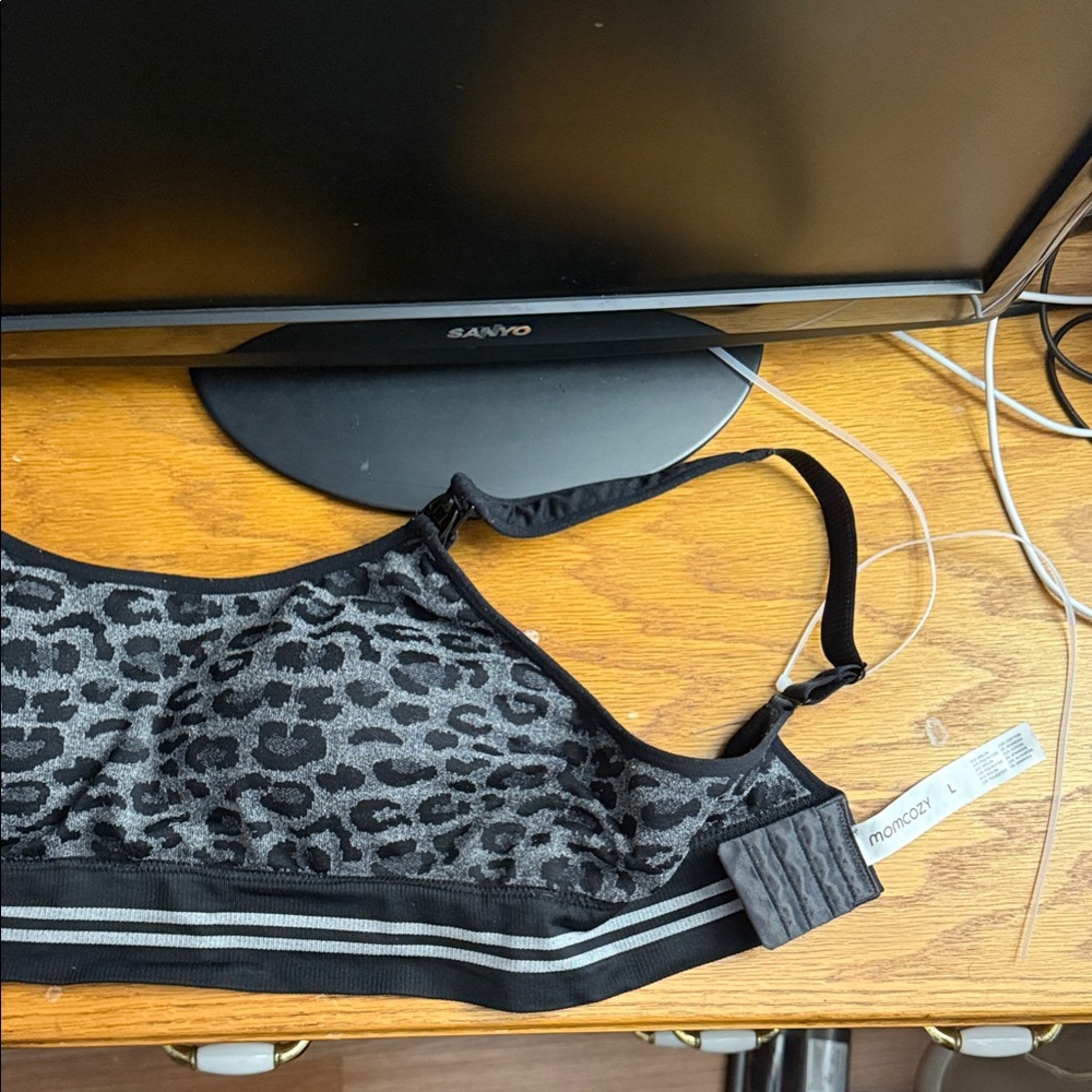 Momcozy Black and Gray Animal Print nursing / pumping bra